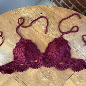 Hand knit bikini top size XS-S and A cup 🧶